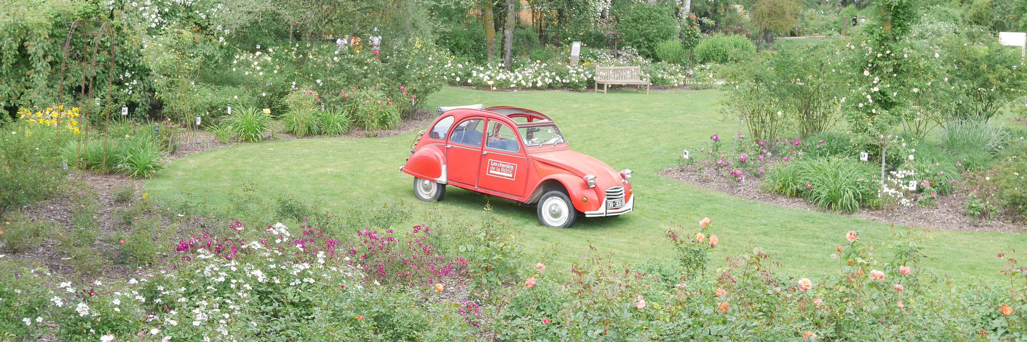 La visite du jardin en 2CV